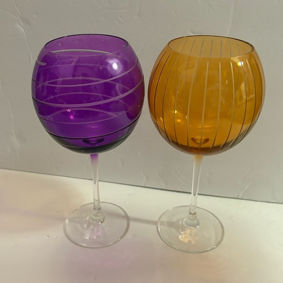 Mikasa Cheers Mix Purple and Amber Balloon Wine Glass Set of  2 - Picture 1 of 6
